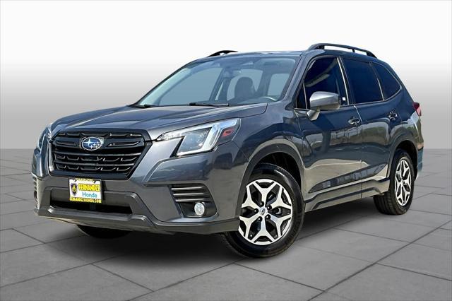 2022 subaru forester premium