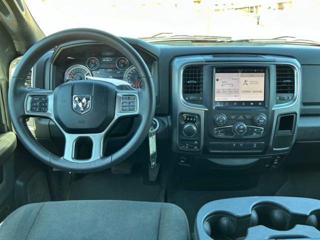 2022 ram 1500 classic warlock quad cab 4x4 6'4' box