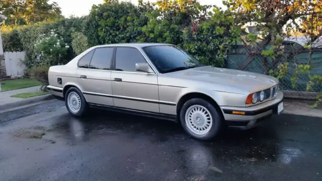 bmw 525i e34 5 speed manual posi rearend clean interior a/c cold fun luxury drif
