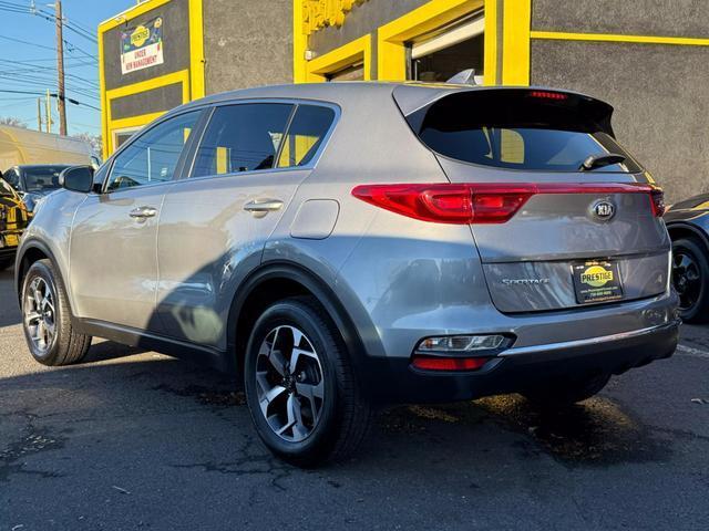2022 kia sportage lx