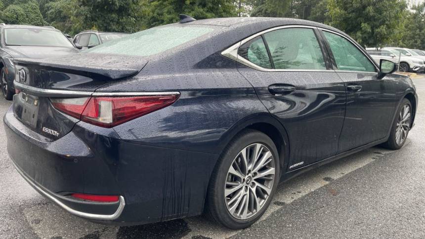 2021 lexus es 300h base