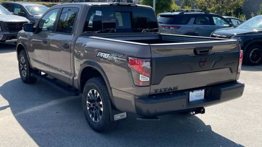 2024 Nissan Titan pro-4x