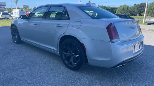 2021 Chrysler 300