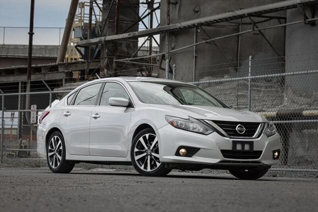 2017 nissan altima 2.5 sr