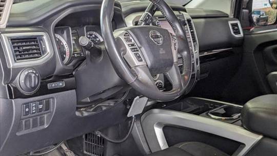 2017 Nissan Titan