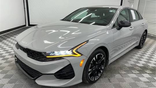 2022 kia k5 gt-line