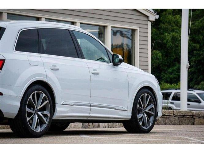 2021 audi sq7 in bennington, vermont
