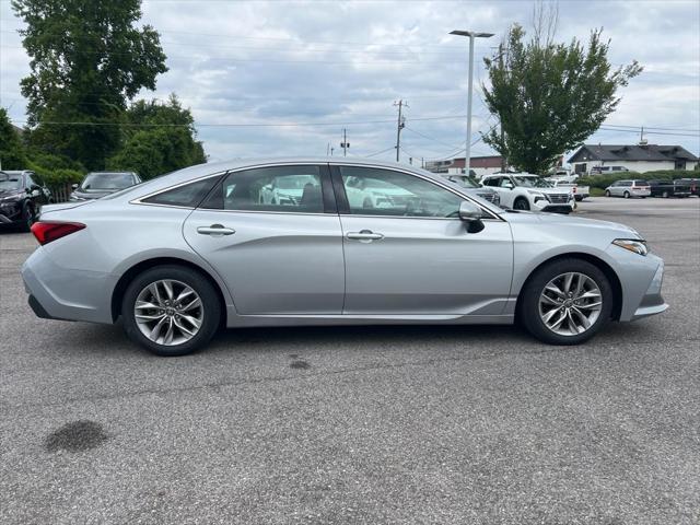 2021 toyota avalon xle