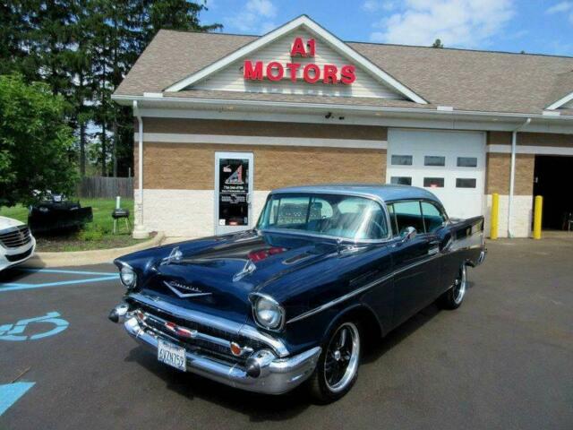 1957 chevrolet bel air no post