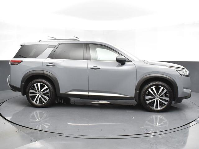 2024 nissan pathfinder platinum