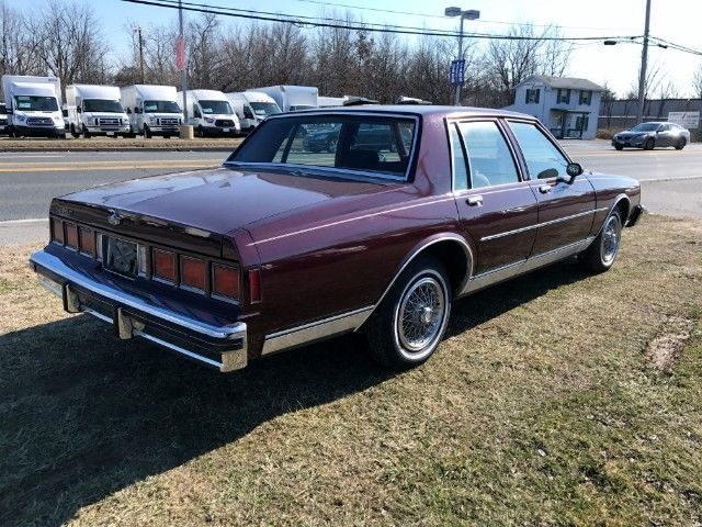 1983 chevrolet caprice classic sedan 4-door 5.0l