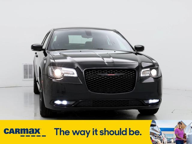 2023 chrysler 300 s