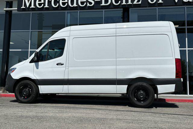 2024 mercedes-benz sprinter 2500 standard roof