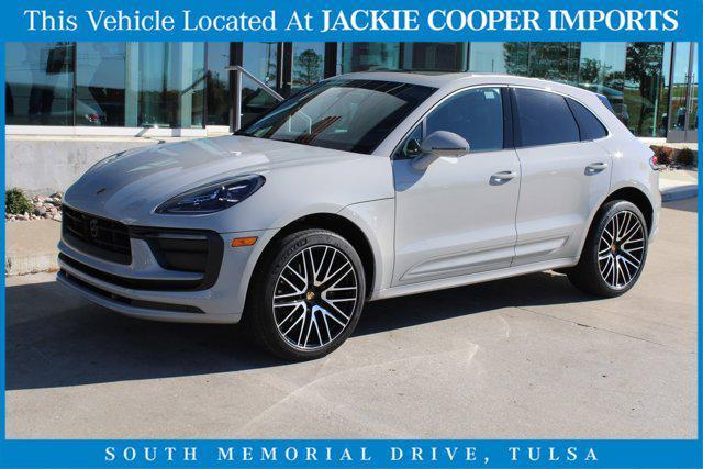 2024 porsche macan base