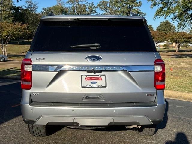 2021 ford expedition xlt