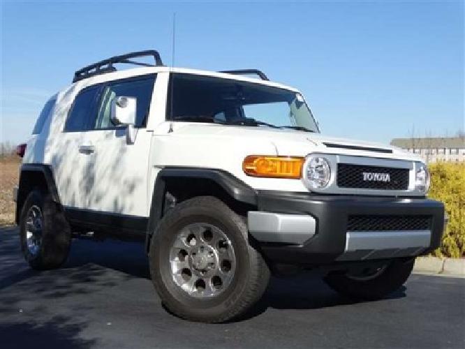 2012 toyota fj cruiser sr with convenience & off road pkg in wilson, nc