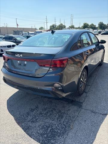2024 kia forte lxs