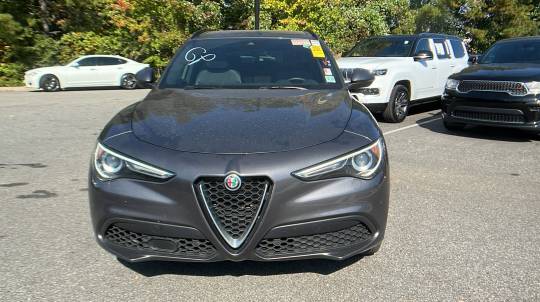 2022 Alfa Romeo Stelvio