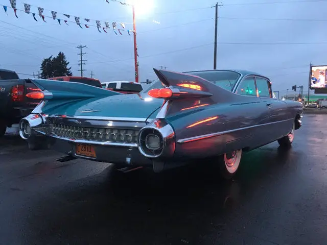 1959 cadillac coupe deville 68992 miles blue 390 v-8 4-speed automatic