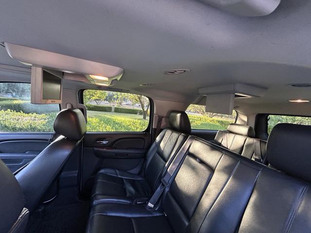 2012 chevrolet suburban 1500 lt