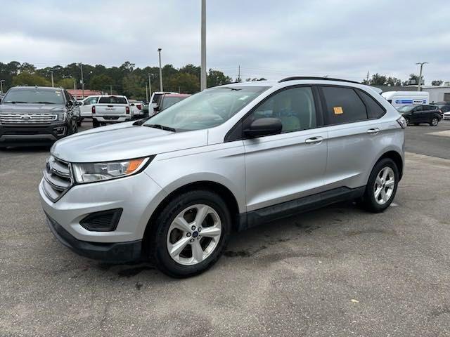 2016 ford edge se