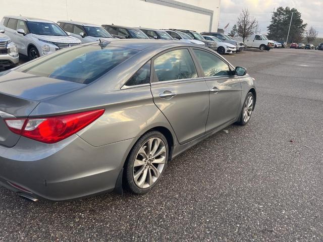 2013 hyundai sonata se