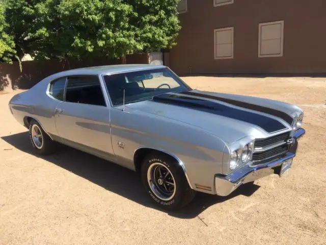 1970 chevelle ss, cortez silver with black stripes