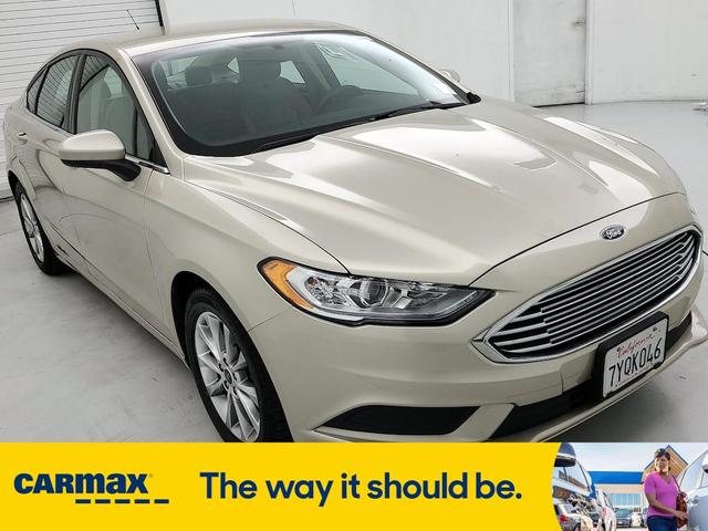 2017 ford fusion se