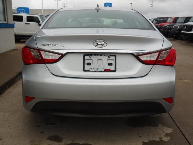 2014 hyundai sonata gls gls 4dr sedan for sale in triadelphia, west virginia