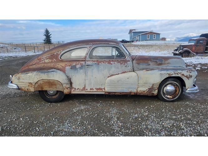 1947 pontiac torpedo in bennington, vermont