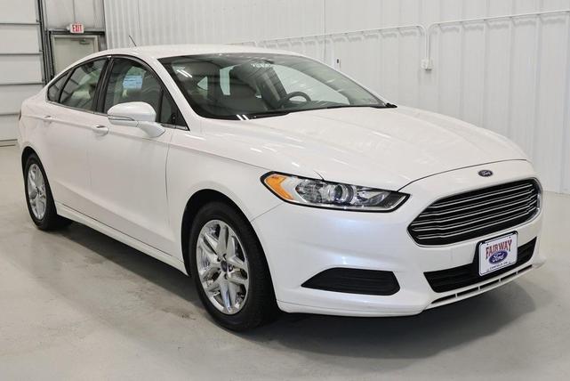 2013 ford fusion se