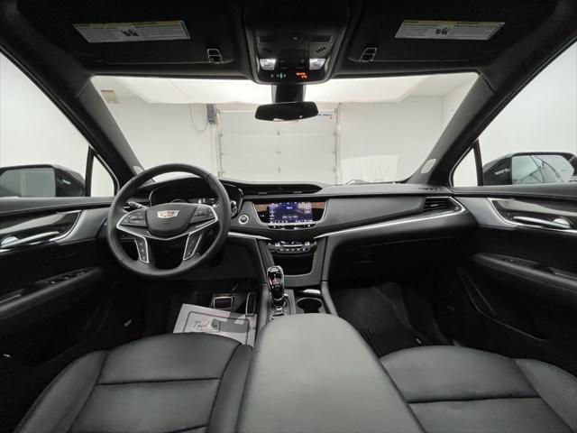 2022 cadillac xt5 sport