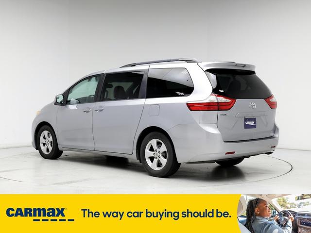 2015 toyota sienna le