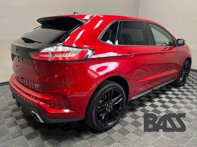 2022 ford edge st