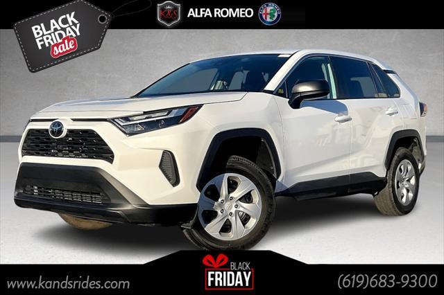 2024 toyota rav4 le