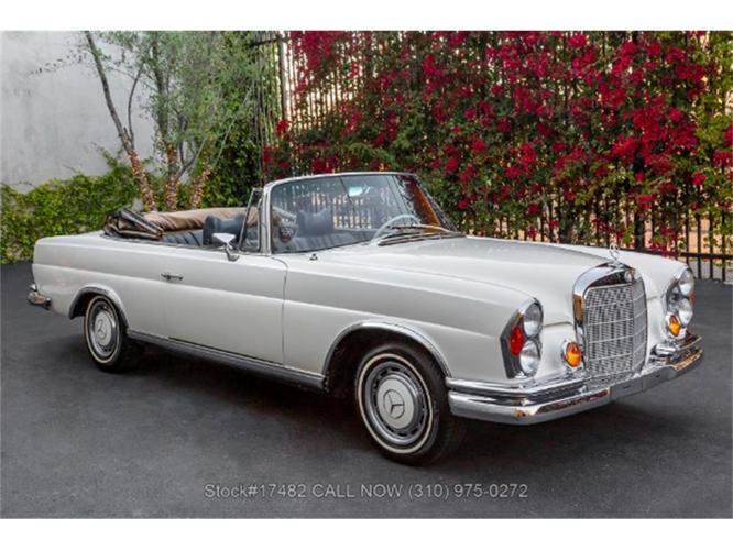 1966 mercedes-benz 250se in beverly hills, california