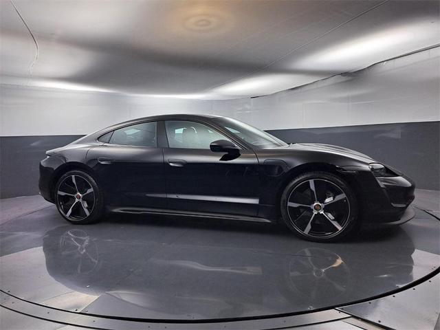 2023 porsche taycan base