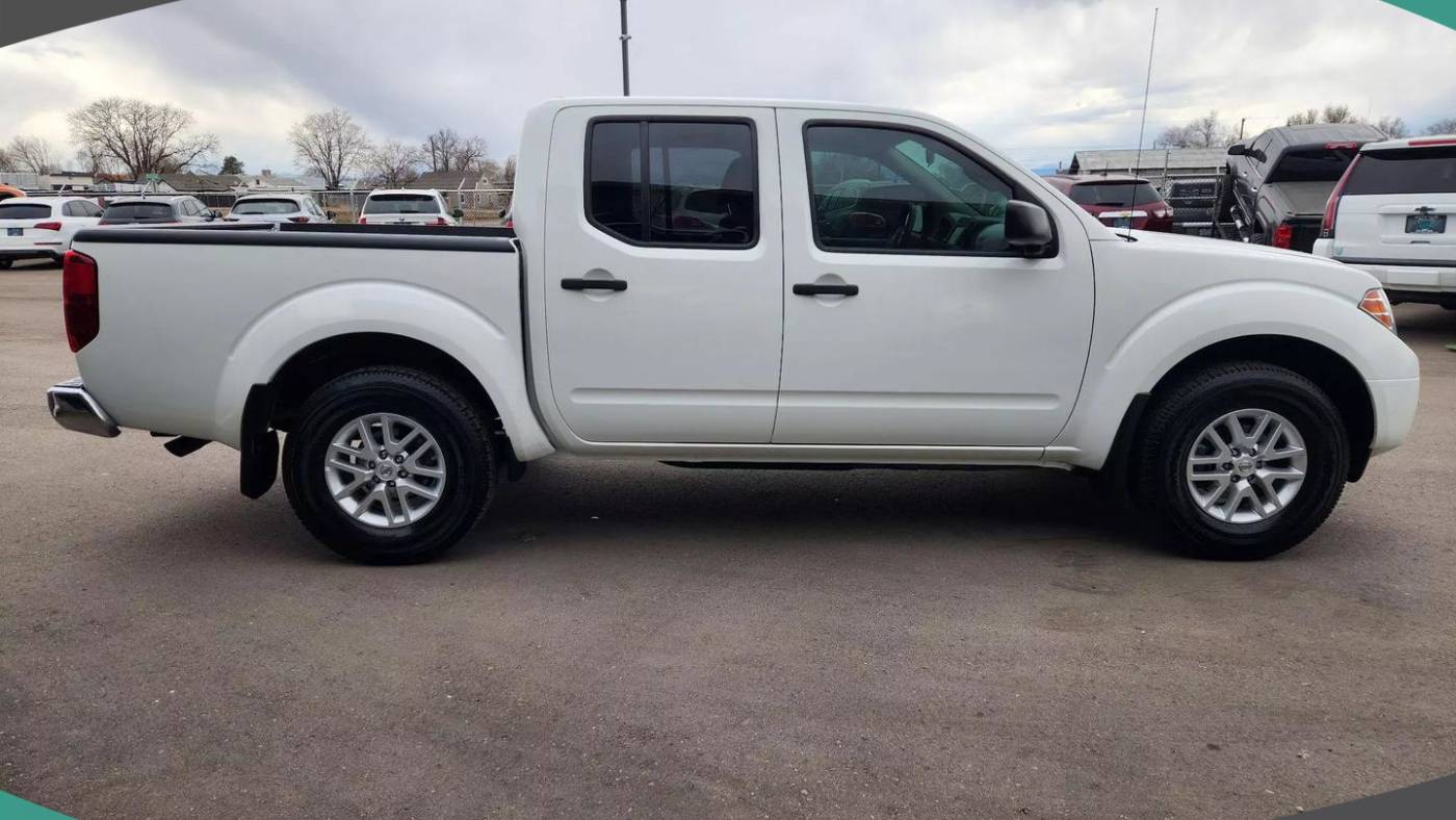 2019 nissan frontier sv