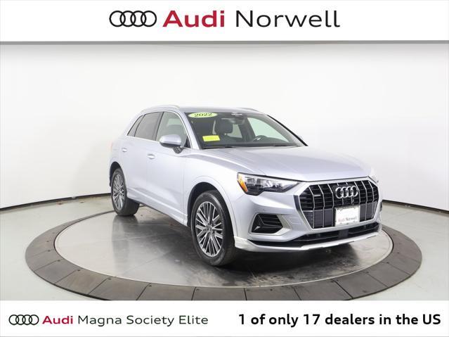2022 audi q3 40 premium