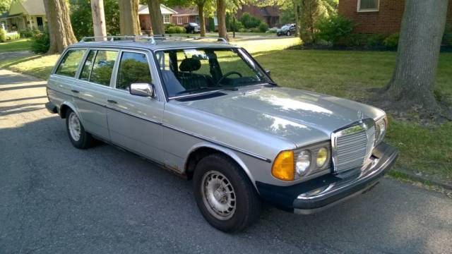 low low miles turbodiesel, state inspected, ready to drive td 300td, new tires