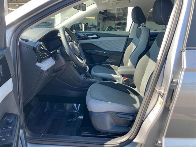 2022 volkswagen taos 1.5t s