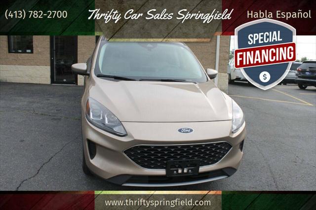 2021 ford escape se