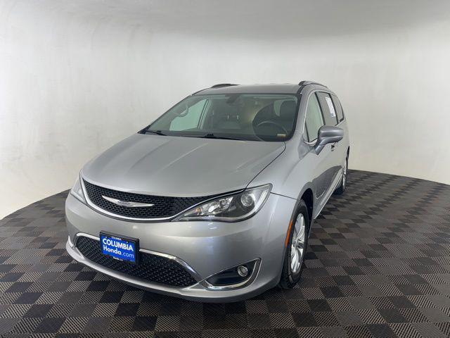 2018 chrysler pacifica touring-l
