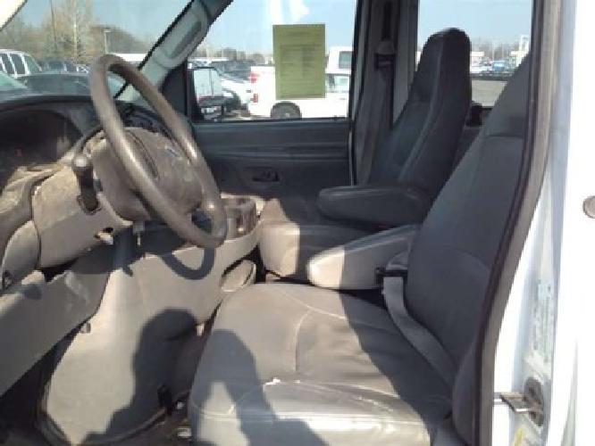 2006 ford econoline cargo van in columbus, oh