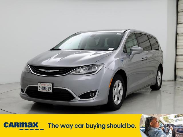 2018 chrysler pacifica hybrid touring plus