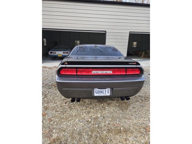 2012 dodge challenger srt8 392