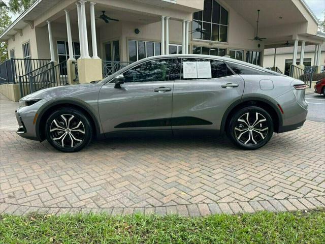 2023 toyota crown limited awd