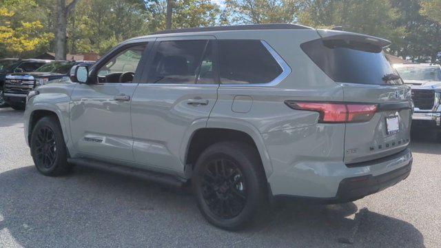 2024 toyota sequoia sr5
