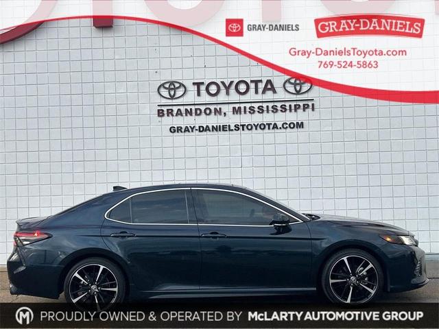 2020 toyota camry xse