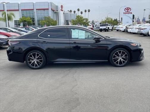 2022 toyota camry